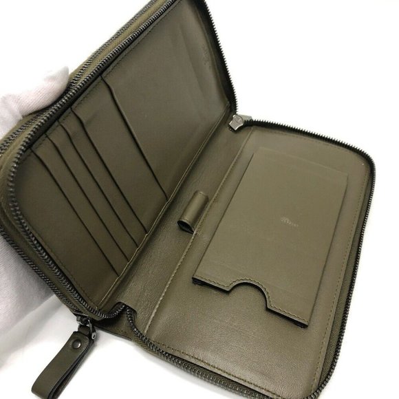 Valentino Garavani Rock studs double zip fastener Wallet Long Wallet - Picture 9 of 13